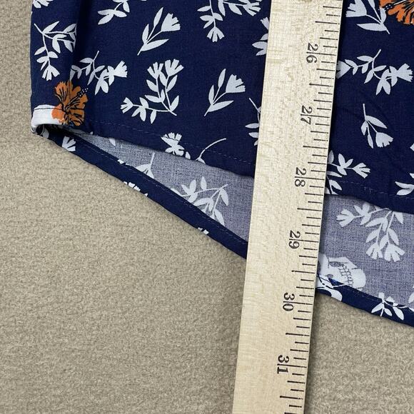 Catamaran Shirt Mens M Blue Flowers and Skulls Print Short Sleeve Button Up - Picture 5 of 8
